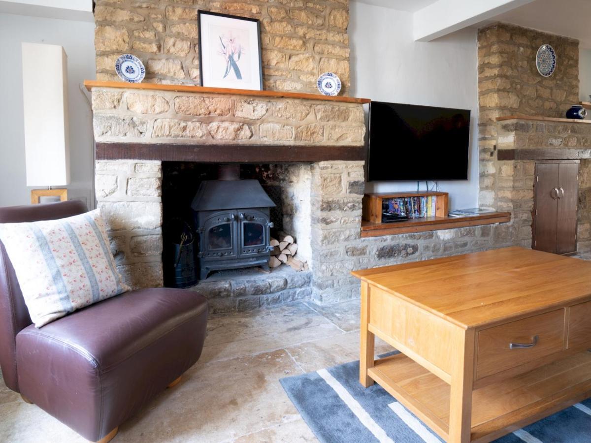 Quarry Cottage Courtyard Garden Pass The Keys ไซเร็นเซสเตอร์ ภายนอก รูปภาพ
