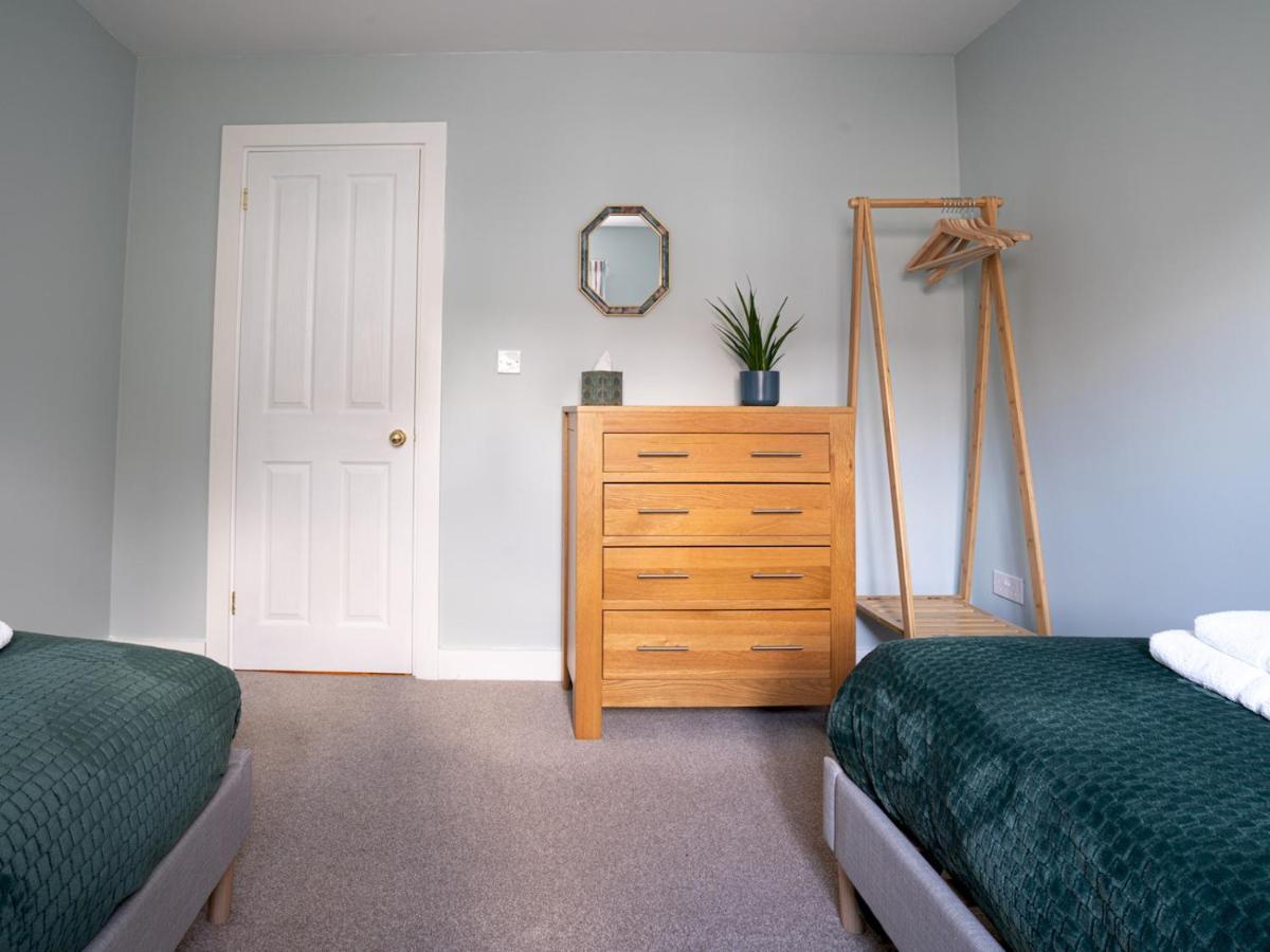 Quarry Cottage Courtyard Garden Pass The Keys ไซเร็นเซสเตอร์ ภายนอก รูปภาพ